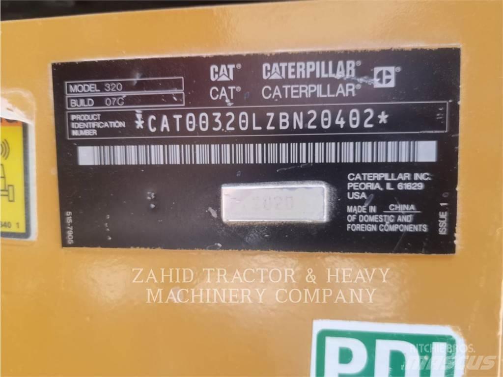 CAT 32007 Koparki gąsienicowe