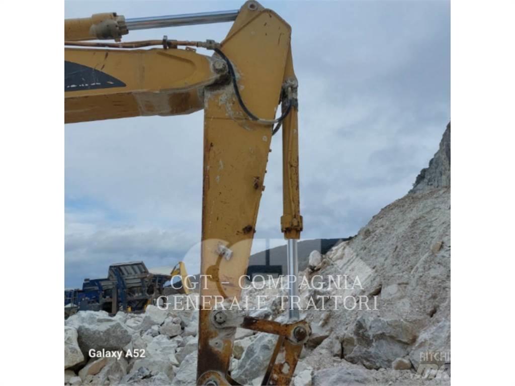 CAT 320B Koparki gąsienicowe