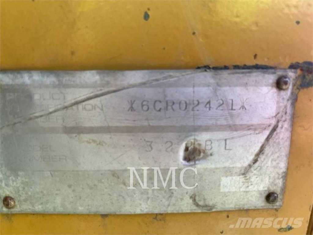 CAT 320BL Koparki gąsienicowe