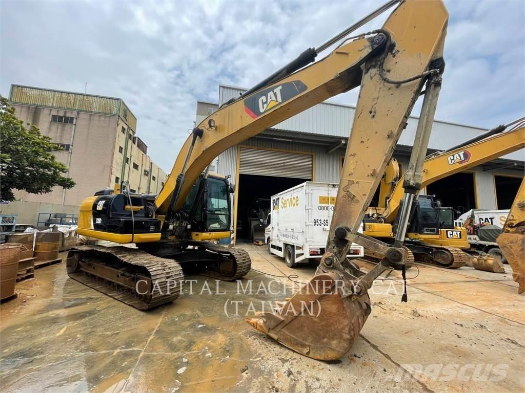 CAT 320D2 Koparki gąsienicowe