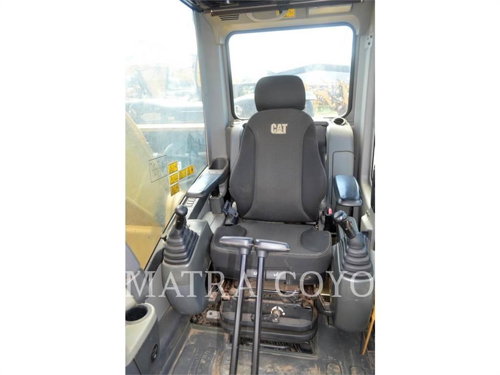 CAT 320D2GC Koparki gąsienicowe