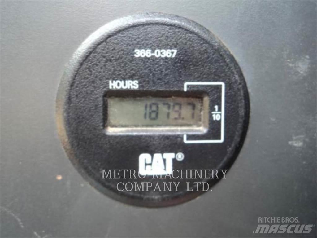 CAT 320DGC Koparki gąsienicowe