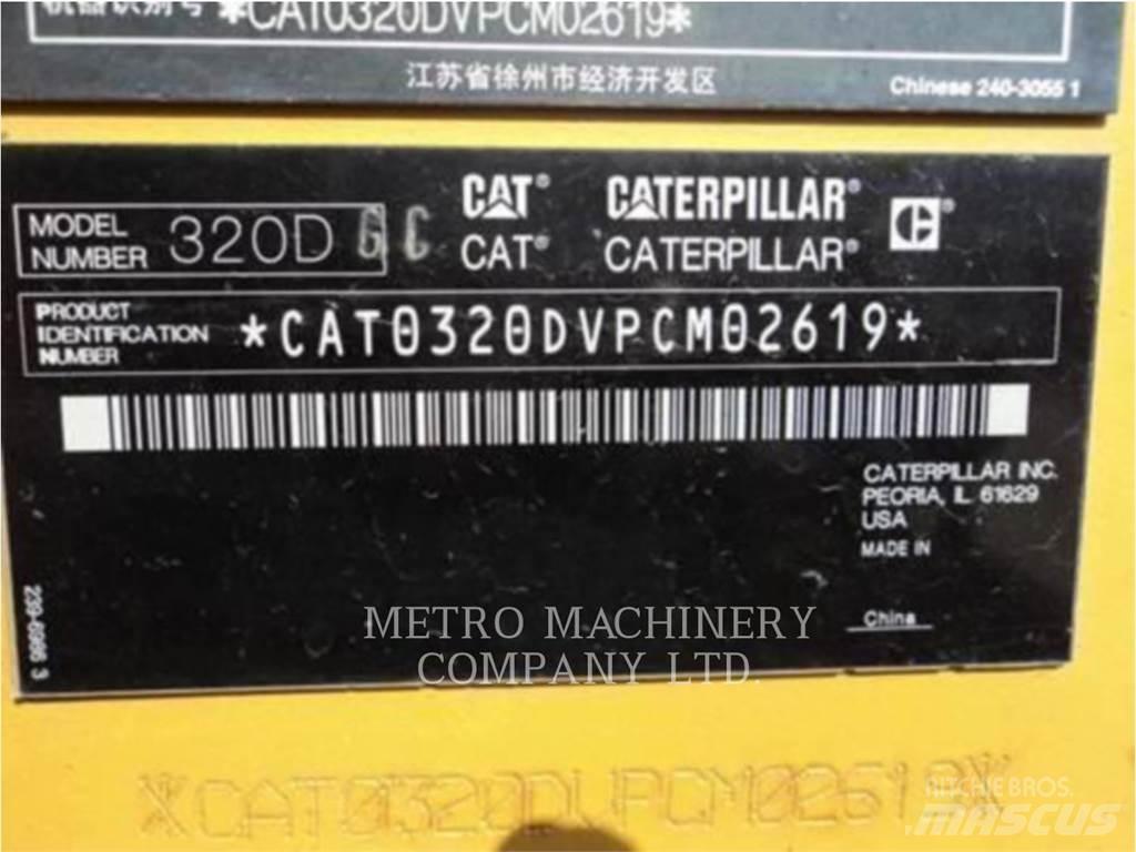 CAT 320DGC Koparki gąsienicowe