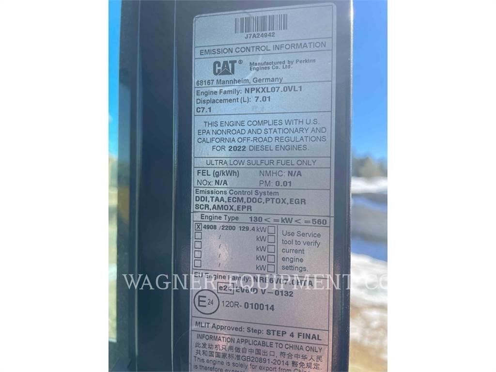 CAT 323 Koparki gąsienicowe