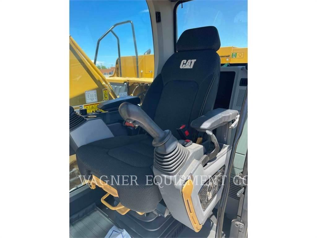 CAT 323 Koparki gąsienicowe