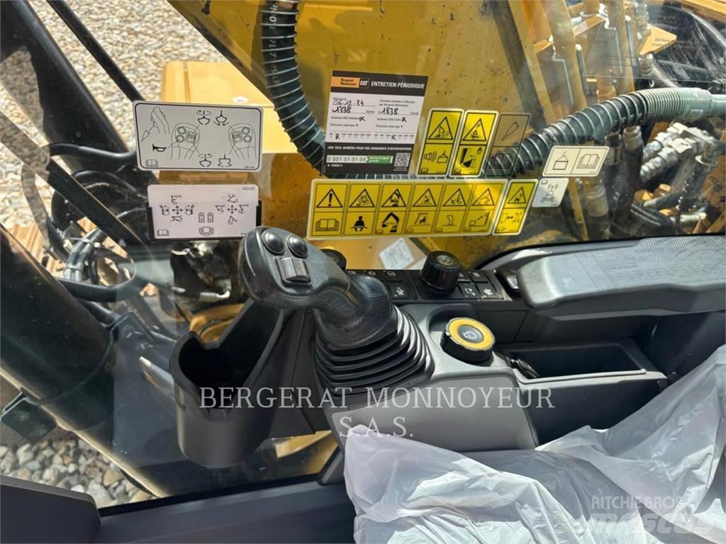 CAT 323 Koparki gąsienicowe