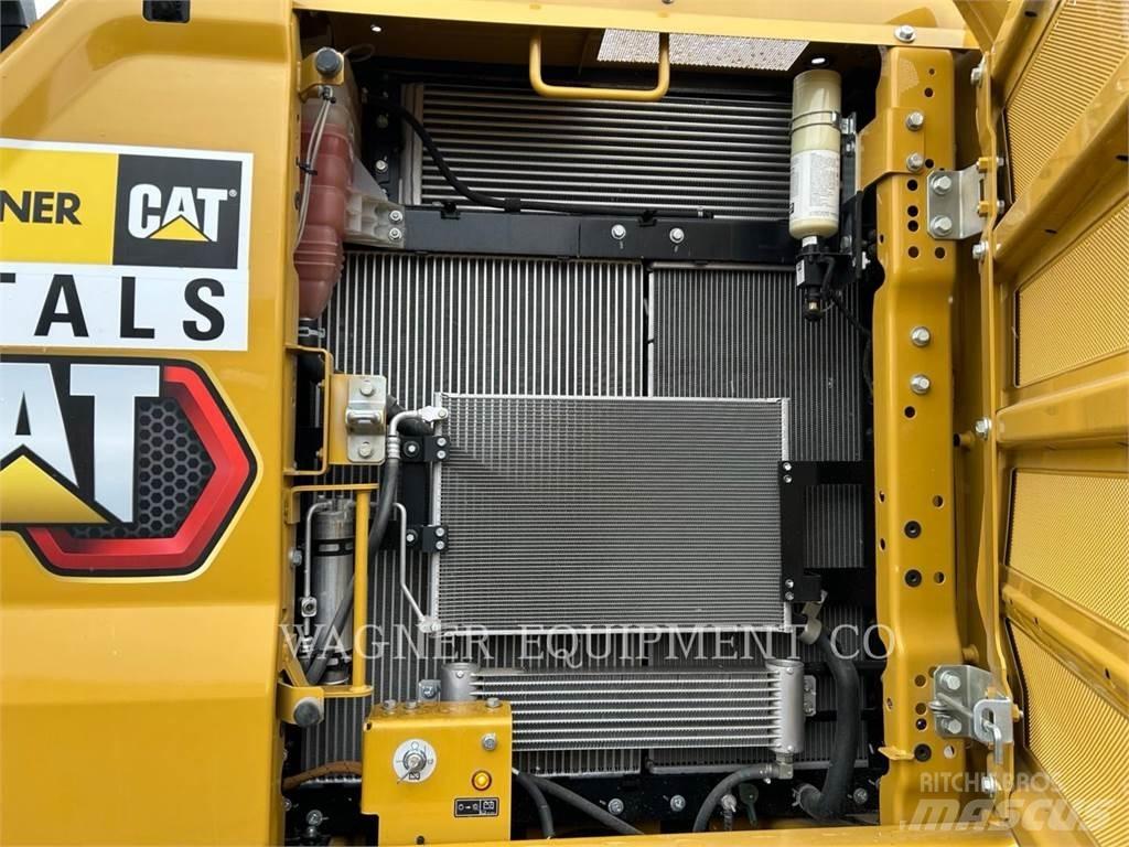 CAT 323 Koparki gąsienicowe