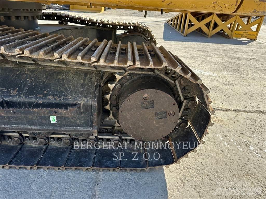 CAT 323 Koparki gąsienicowe