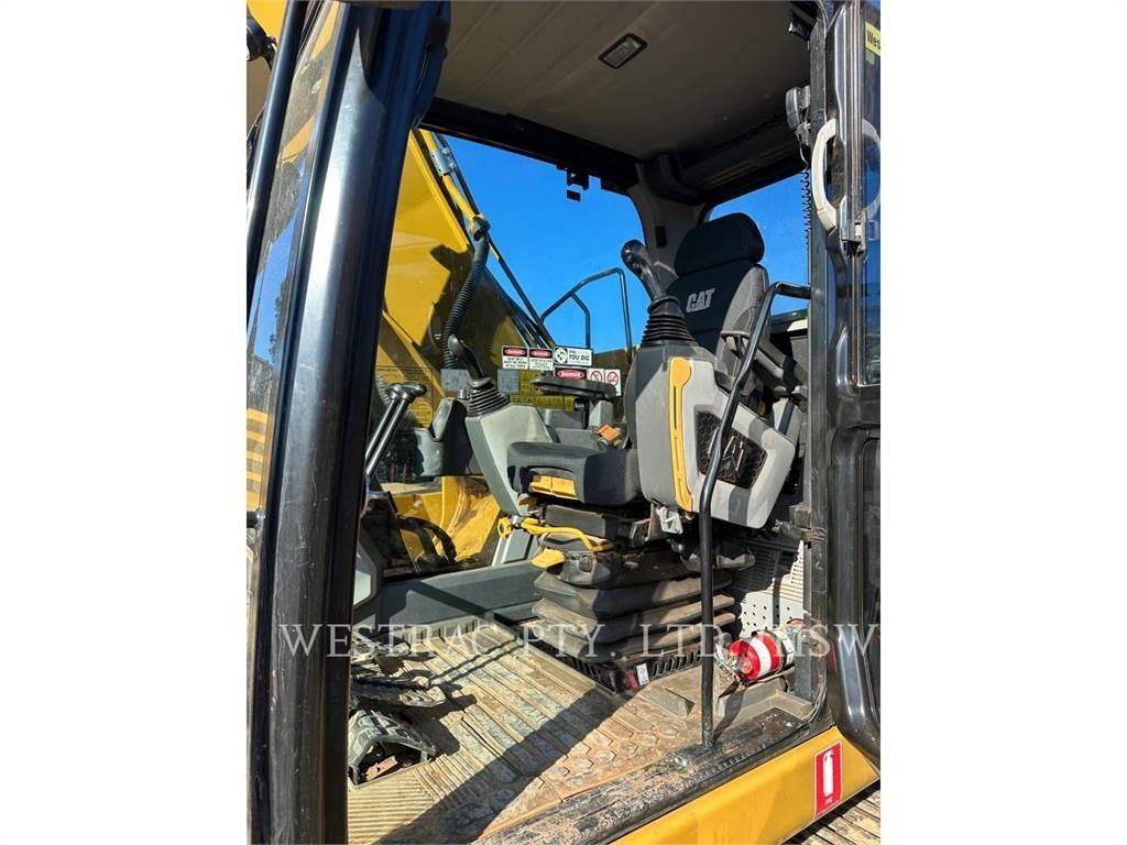 CAT 323-07 Koparki gąsienicowe