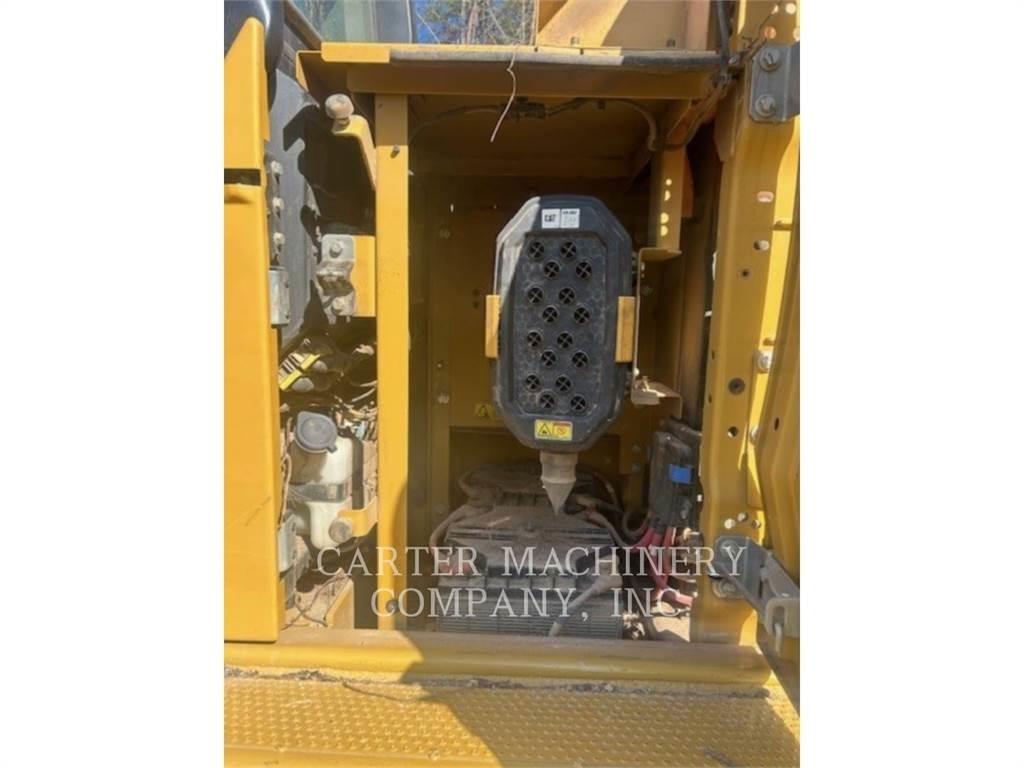 CAT 323-07 Koparki gąsienicowe