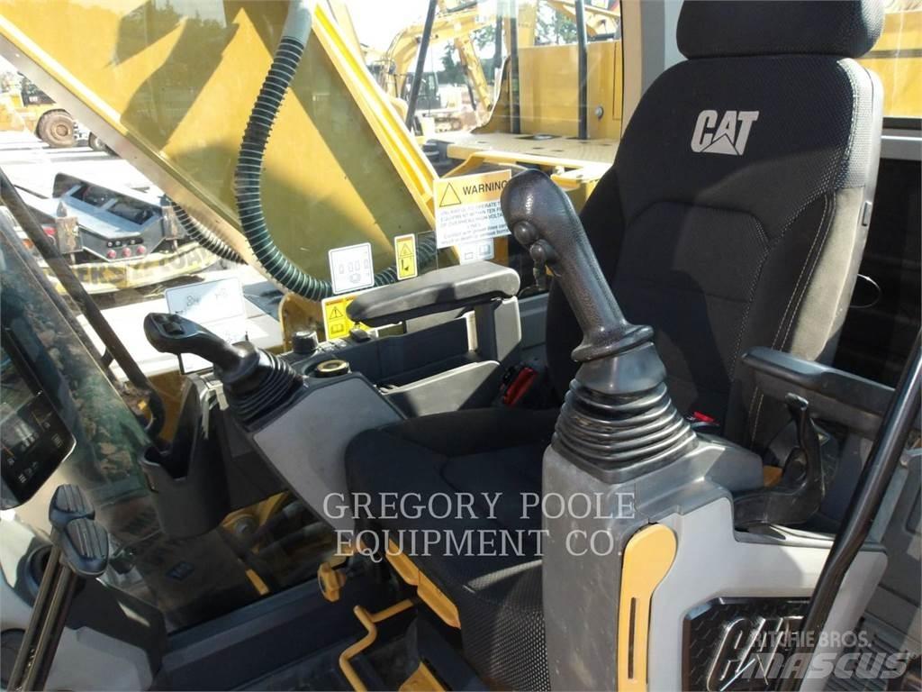 CAT 323-07 Koparki gąsienicowe