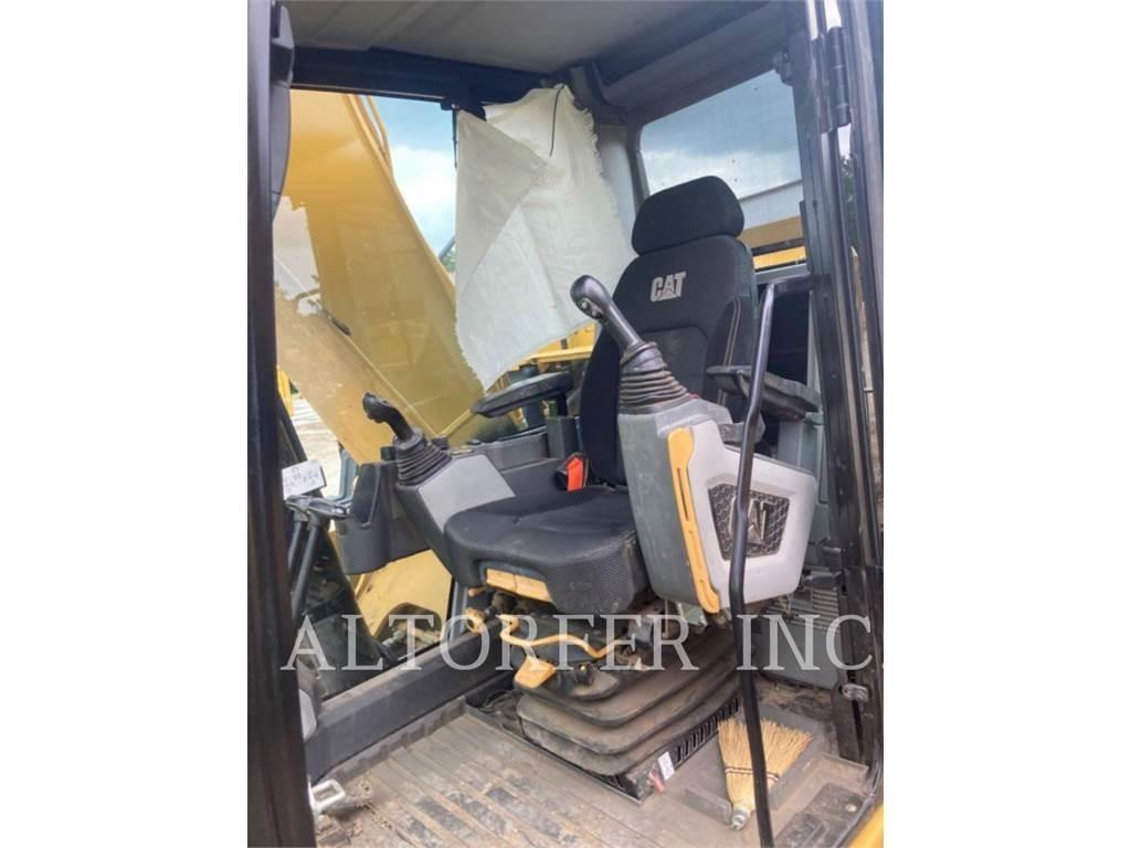 CAT 323-07 Koparki gąsienicowe