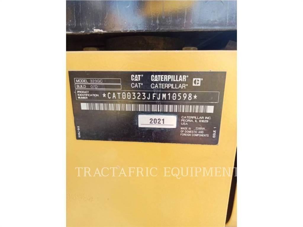 CAT 323-07GC Koparki gąsienicowe
