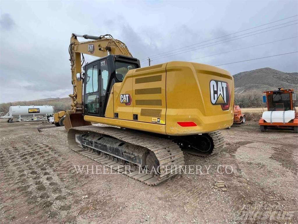 CAT 323 CF Koparki gąsienicowe