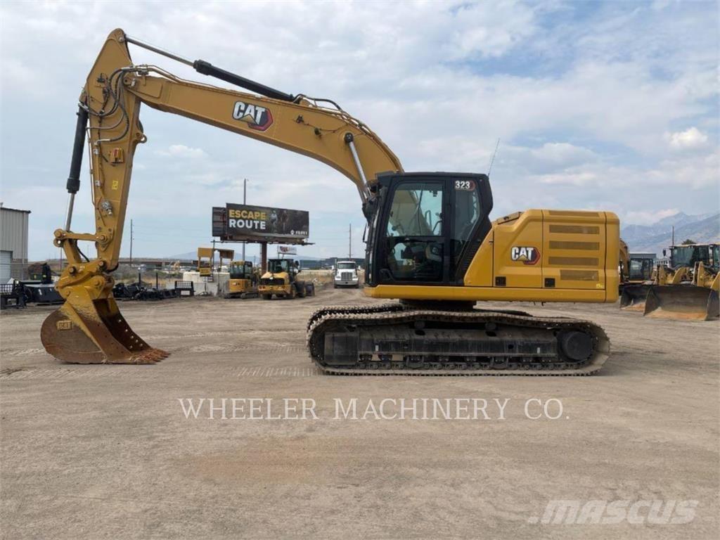 CAT 323 CF Koparki gąsienicowe