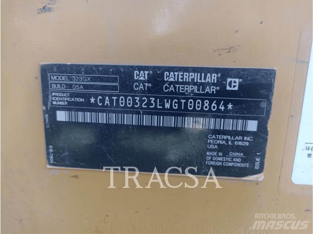 CAT 323 GX Koparki gąsienicowe