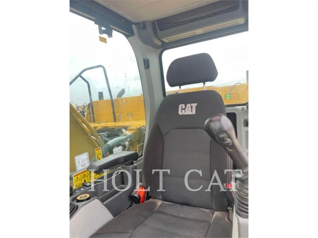CAT 323 TC Koparki gąsienicowe