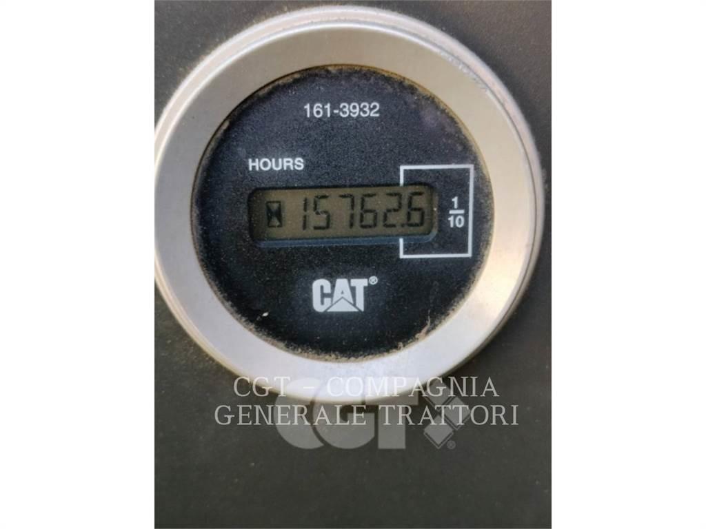 CAT 323D Koparki gąsienicowe