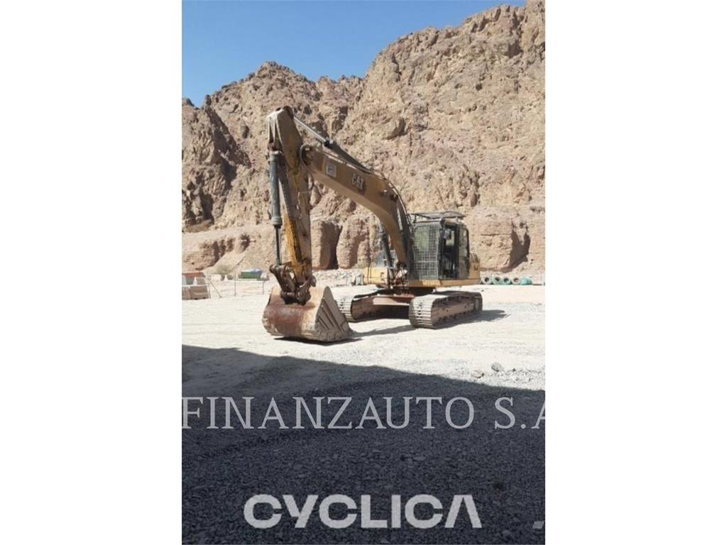 CAT 323DLN Koparki gąsienicowe