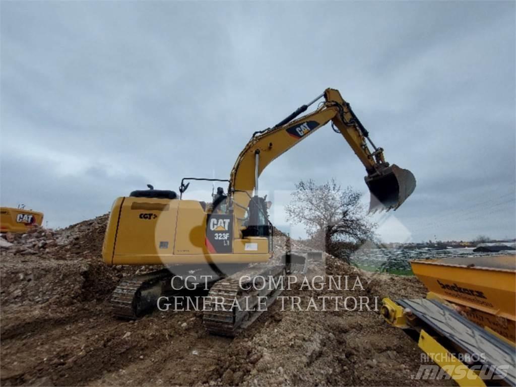 CAT 323F Koparki gąsienicowe