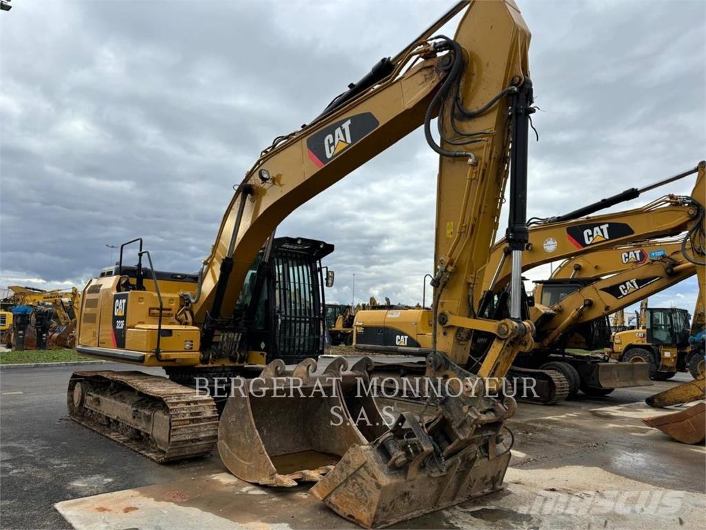 CAT 323F Koparki gąsienicowe
