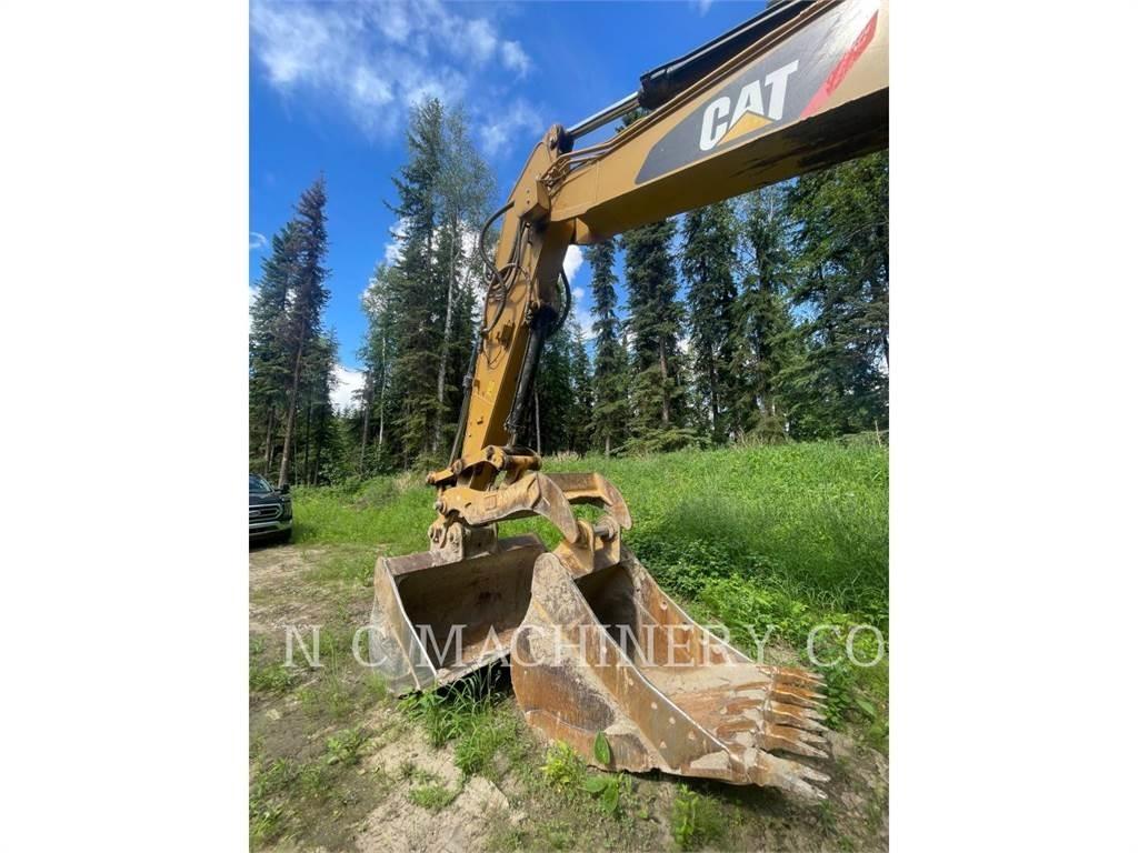 CAT 323F L Koparki gąsienicowe