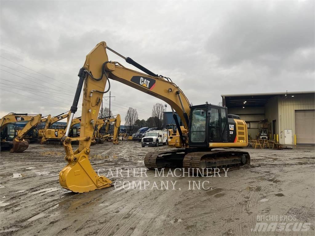 CAT 323FL Koparki gąsienicowe