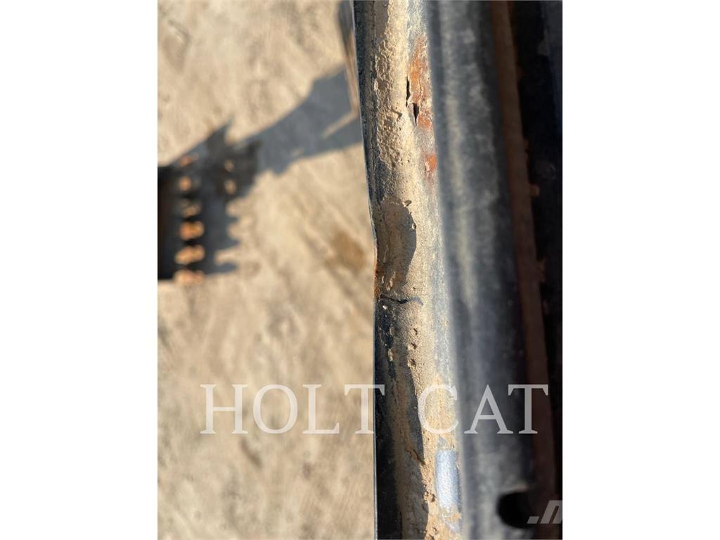 CAT 323FL Koparki gąsienicowe