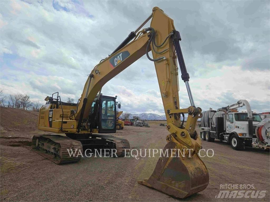 CAT 323FL TC Koparki gąsienicowe