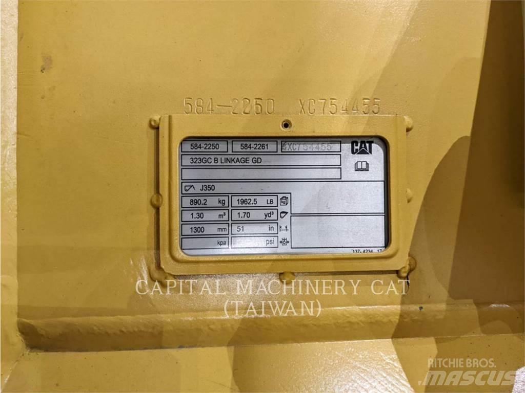 CAT 323GC Łyżki do ładowarek