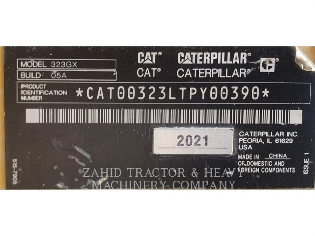 CAT 323GX Koparki gąsienicowe
