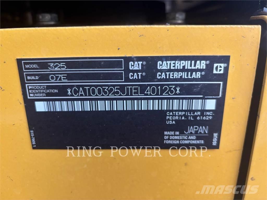 CAT 325 Koparki gąsienicowe