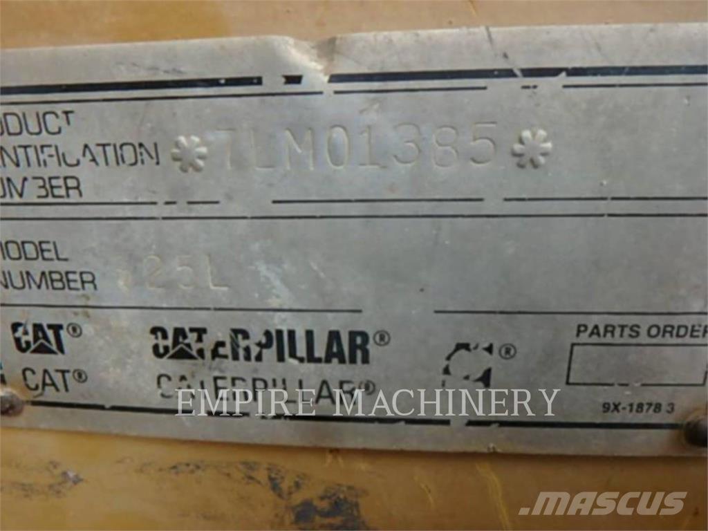 CAT 325 Koparki gąsienicowe