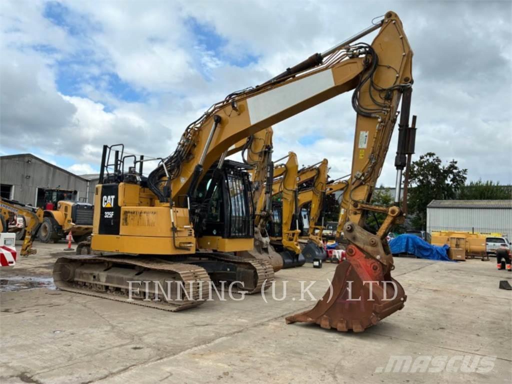 CAT 325FL Koparki gąsienicowe