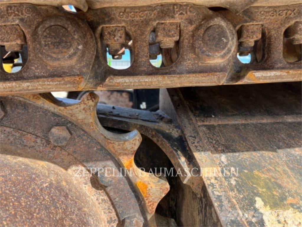 CAT 325FL Koparki gąsienicowe