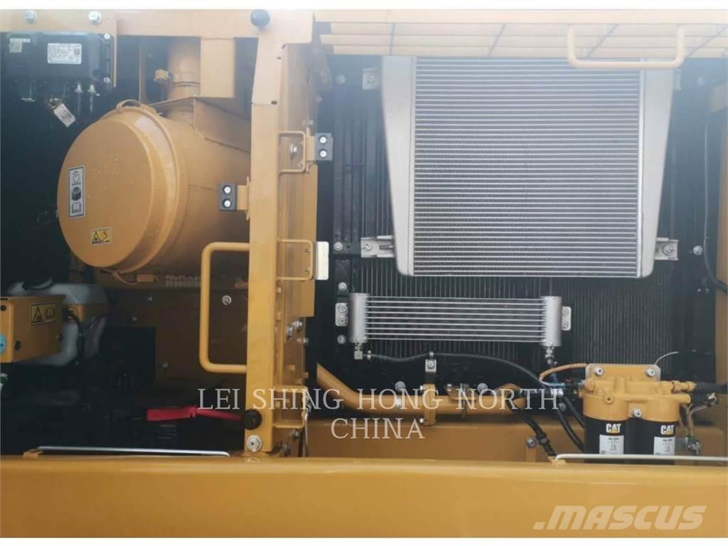 CAT 326D2L Koparki gąsienicowe