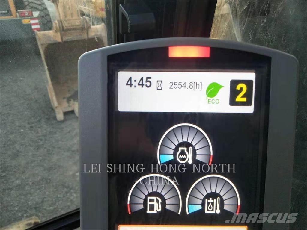 CAT 326D2L Koparki gąsienicowe