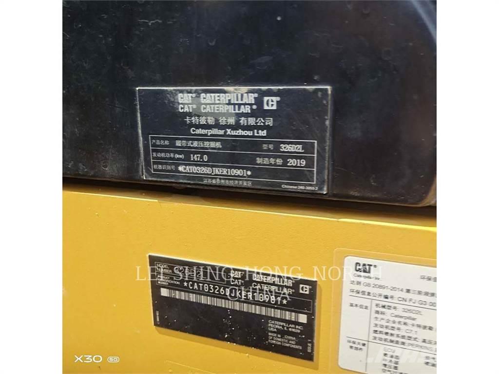 CAT 326D2L Koparki gąsienicowe