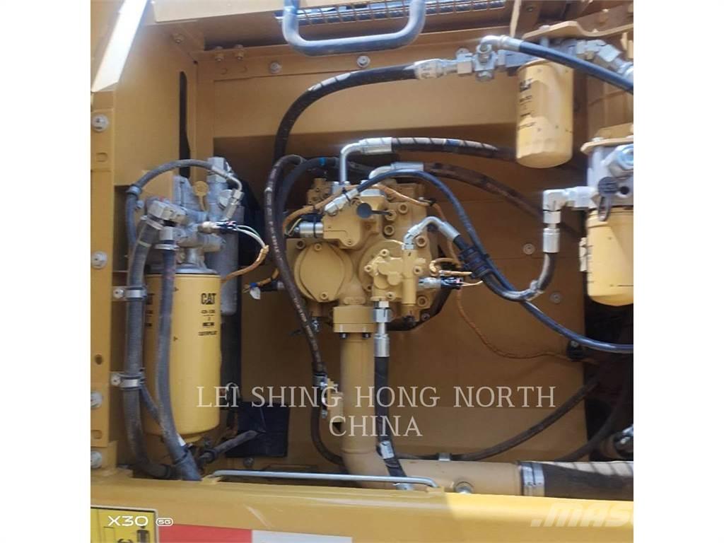 CAT 326D2L Koparki gąsienicowe