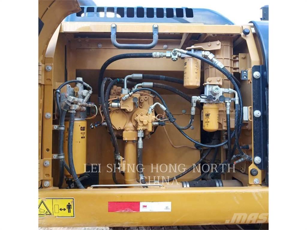 CAT 326D2L Koparki gąsienicowe