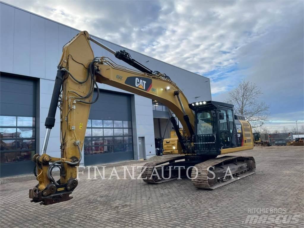 CAT 326F Koparki gąsienicowe