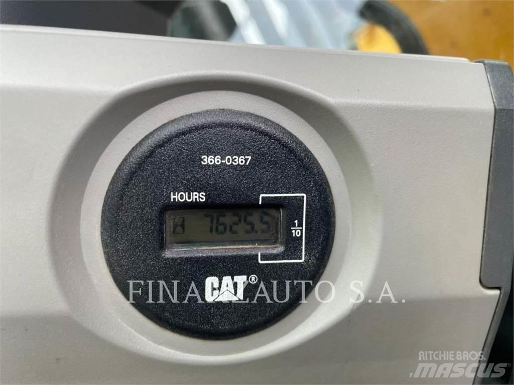 CAT 326F Koparki gąsienicowe