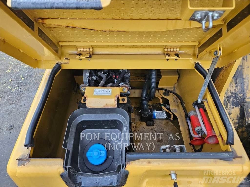 CAT 326FL Koparki gąsienicowe