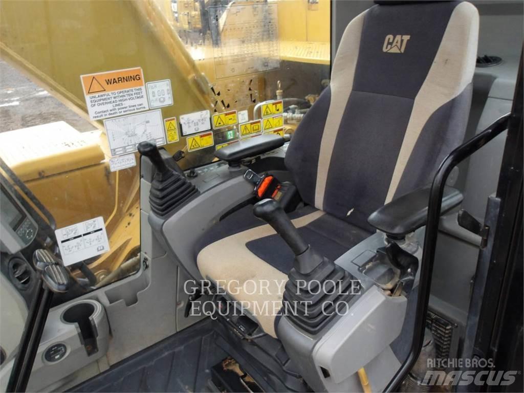 CAT 326FL Koparki gąsienicowe