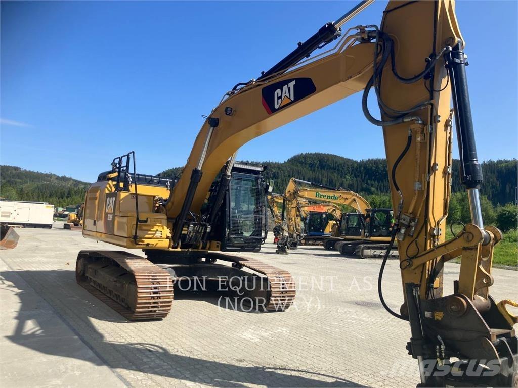 CAT 326FL Koparki gąsienicowe