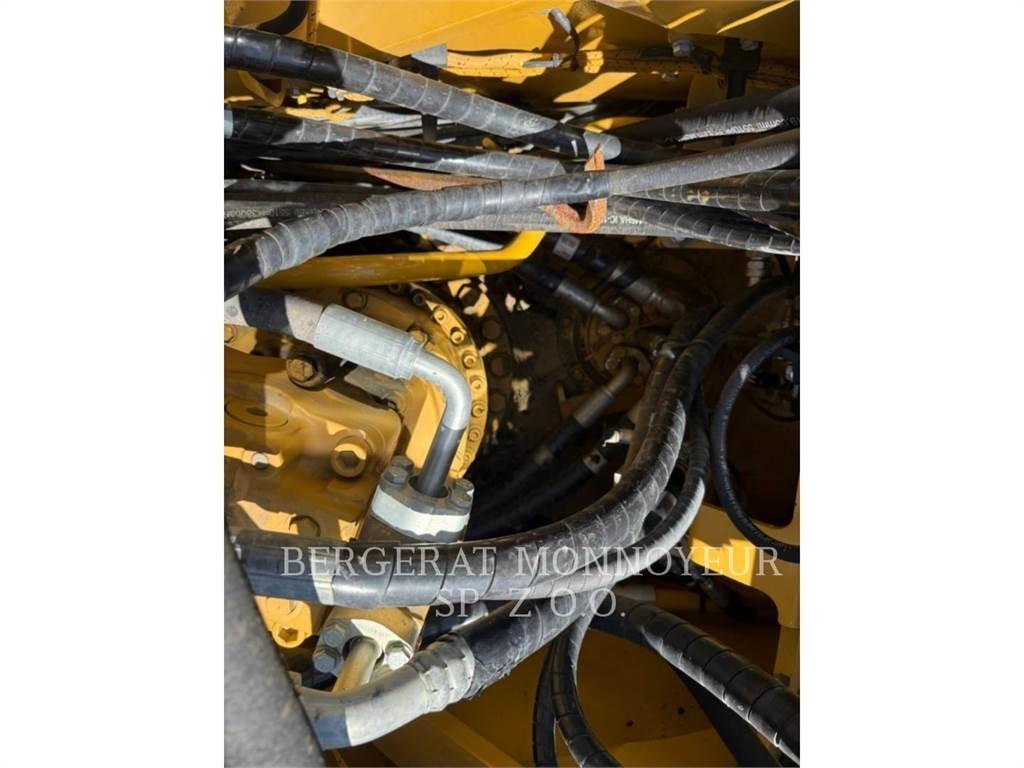 CAT 326FL Koparki gąsienicowe