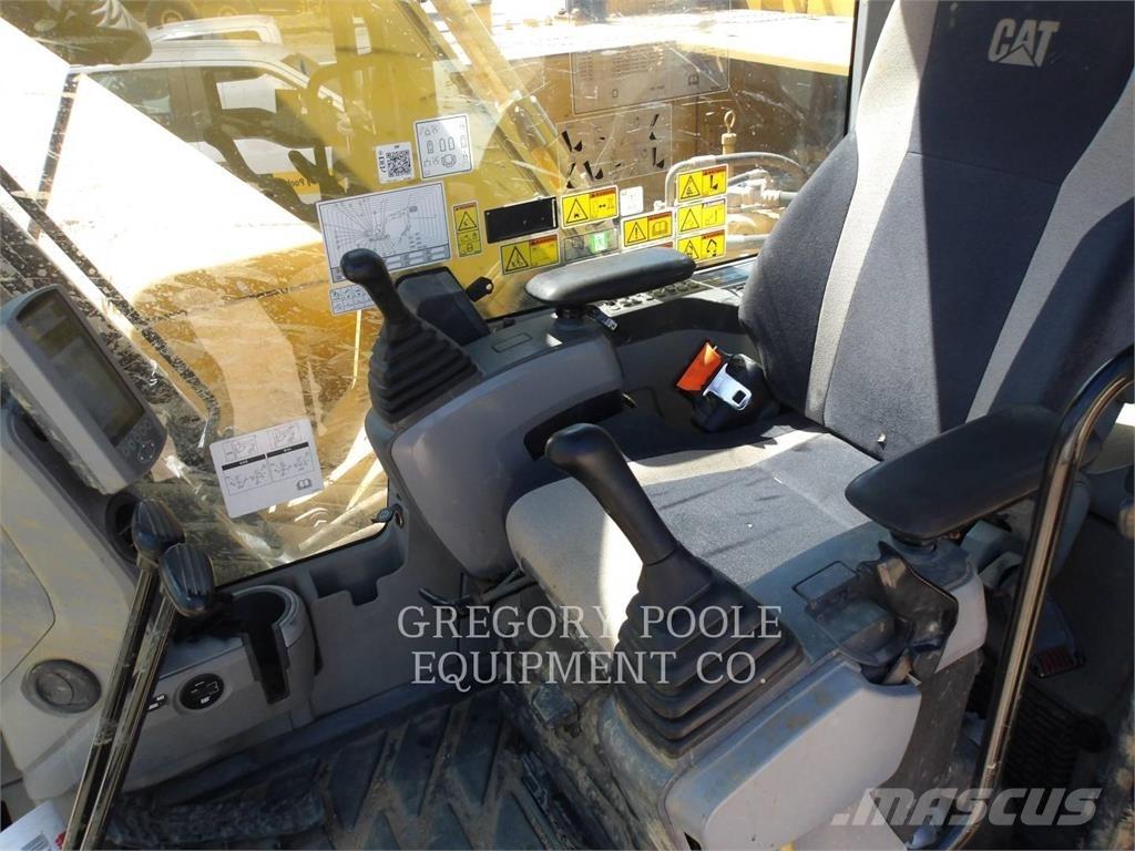 CAT 326FL Koparki gąsienicowe