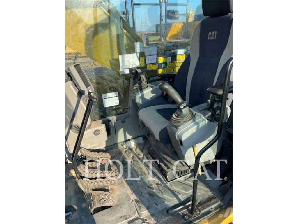 CAT 326FL TC Koparki gąsienicowe