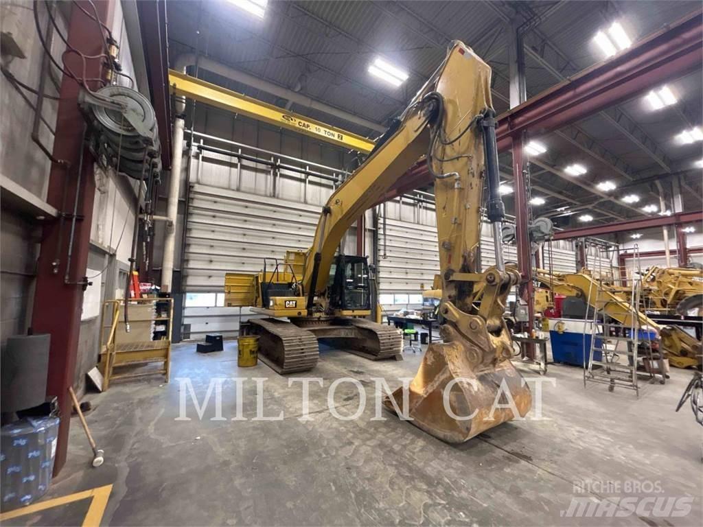 CAT 330 Koparki gąsienicowe