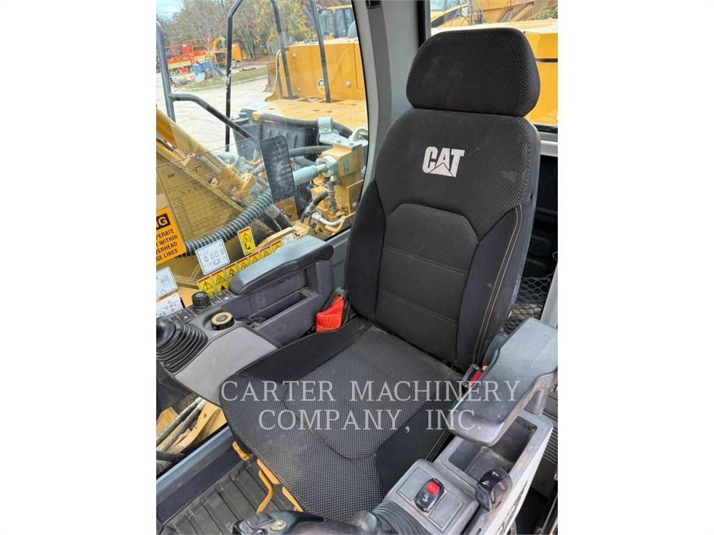 CAT 330 Koparki gąsienicowe